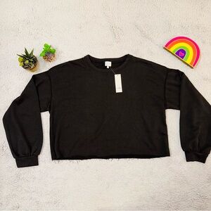 Francesca’s cropped crewneck